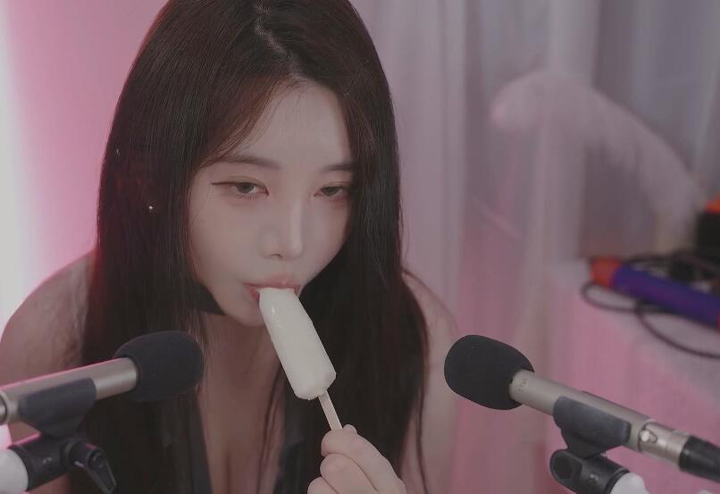 “深度解析Yoonying《ASMR女友发型店》：如何用声音打造一场‘头皮按摩’般的治愈体验？”-橘喵